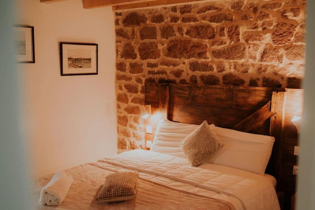 Gite Naturia - Chaumiere De Berringue Plouhinec  エクステリア 写真